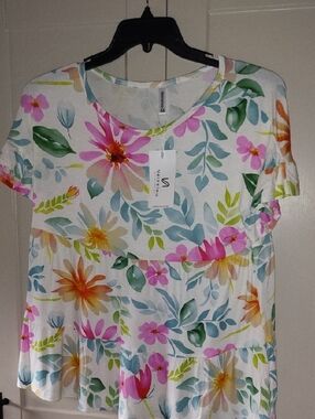 Floral Tiered Short-Sleeve Tee in White with Pink, Orange & Green Accents